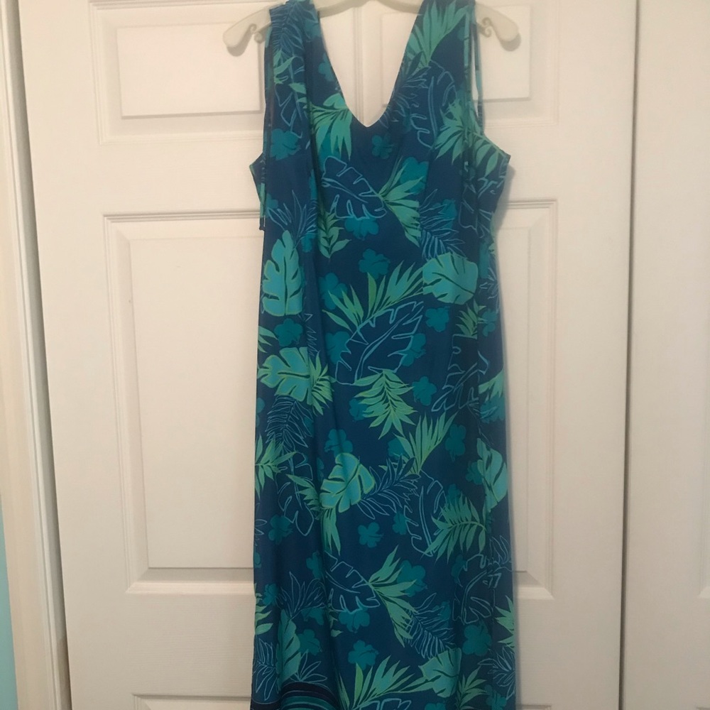 🔥💰Karin Stevens petites 12 Maxi dress